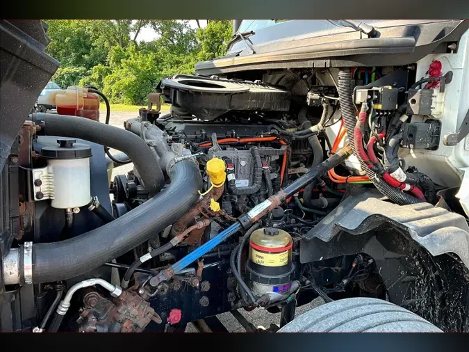 2019 INT LT625 6x4