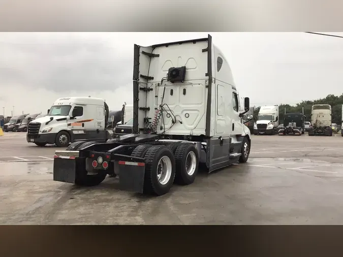 2021 Freightliner Cascadia