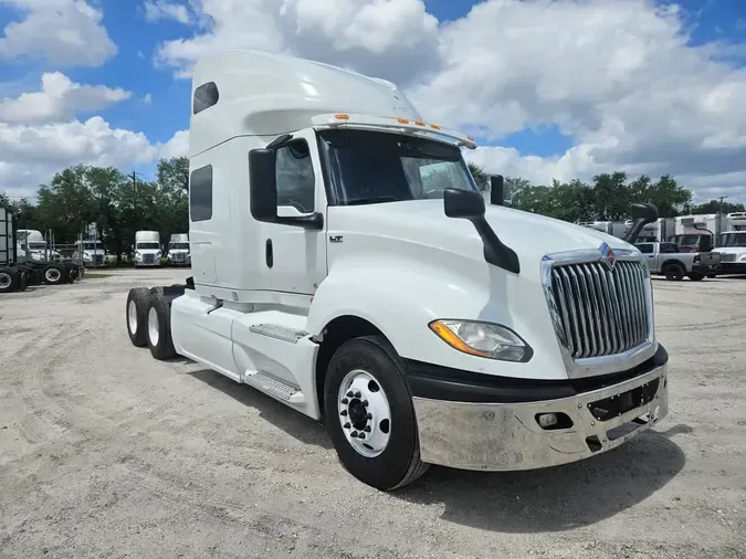 2020 NAVISTAR INTERNATIONAL LT625 SLPR CAB