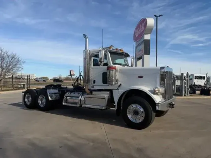 2020 Peterbilt 389
