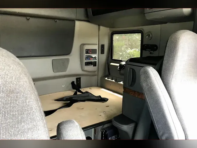 2021 INT LT625 6x4