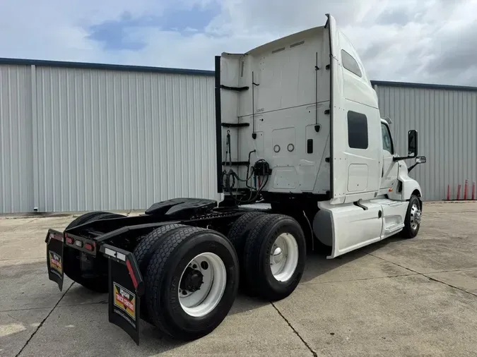 2020 International LT625
