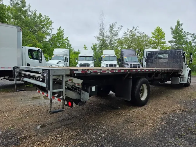 2017 FREIGHTLINER M2 106