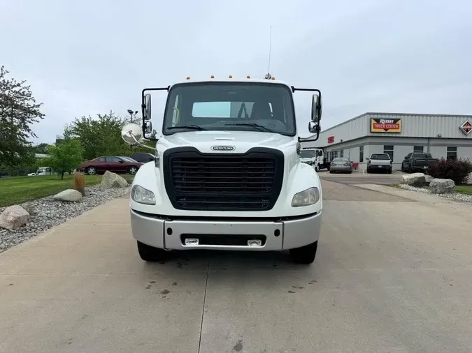 2021 Freightliner Business Class M2 112f80048b8658b42bb75a72610462d78ee