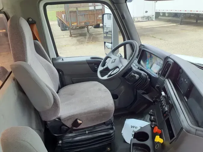 2019 NAVISTAR INTERNATIONAL RH613 DAYCAB S/Af8038d455780418622ce3c20e284e9ae