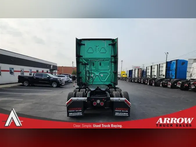 2020 FREIGHTLINER CA126