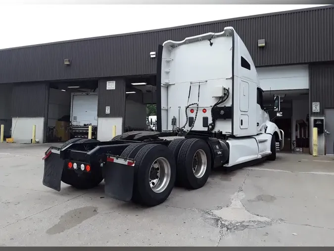 2021 KENWORTH TRUCKS T-680