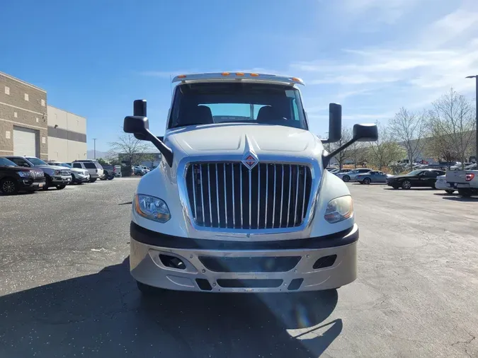 2020 International LT625