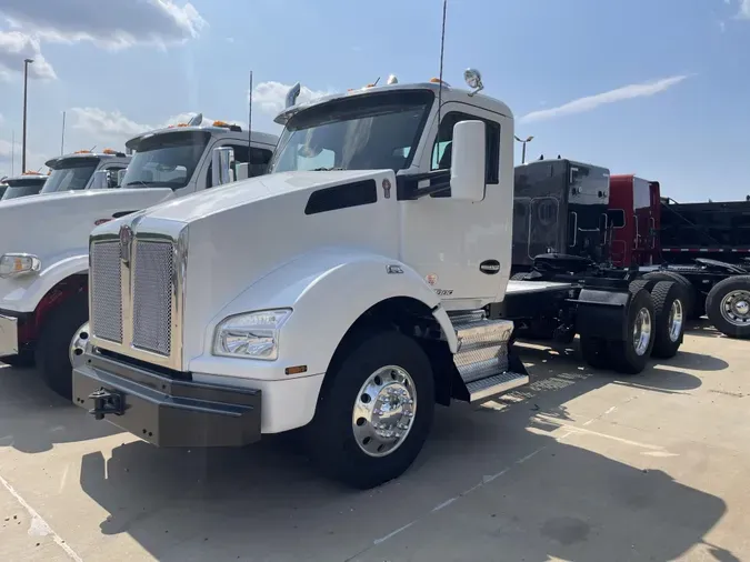 2020 Kenworth T880