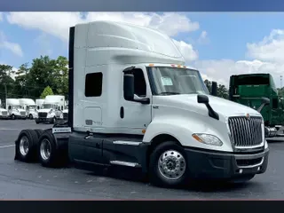 2022 INT LT625 6x4