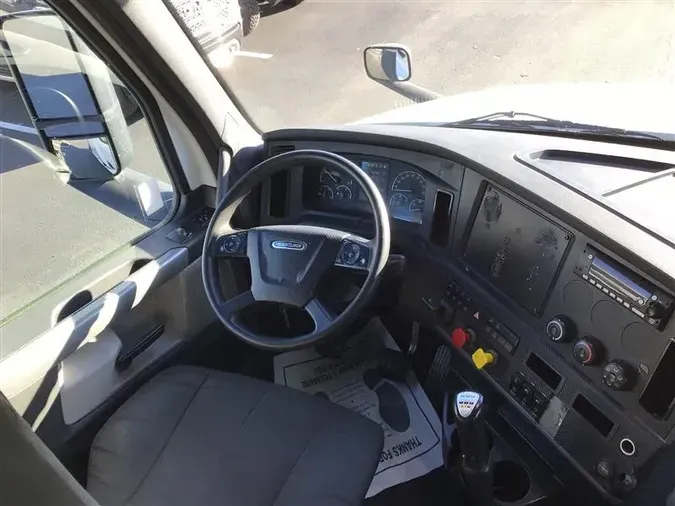 2022 FREIGHTLINER CASCADIA