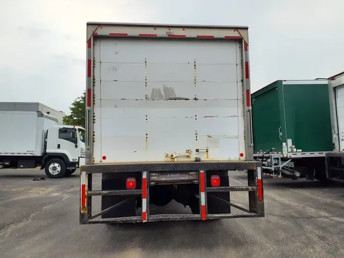 2019 FREIGHTLINER M2 106