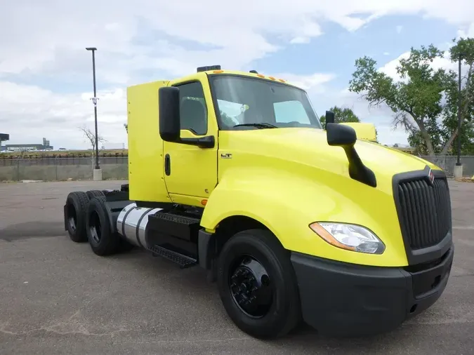 2023 International LT625f8125cf1bcc9a7be19155bf8f1da0e4a