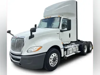 2020 International LT625