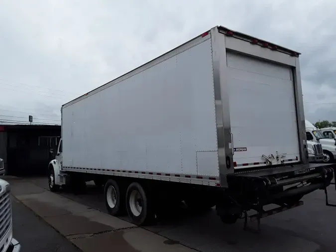 2018 FREIGHTLINER M2 106