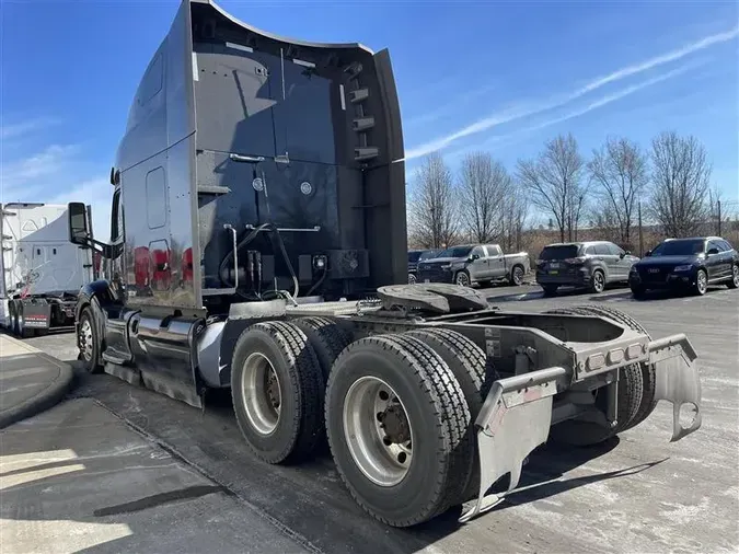 2022 PETERBILT 579