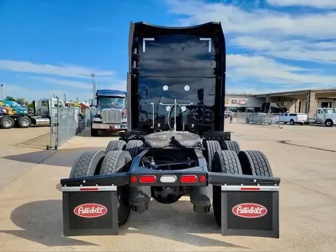 2022 Peterbilt 579