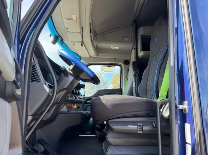 2023 Kenworth T680
