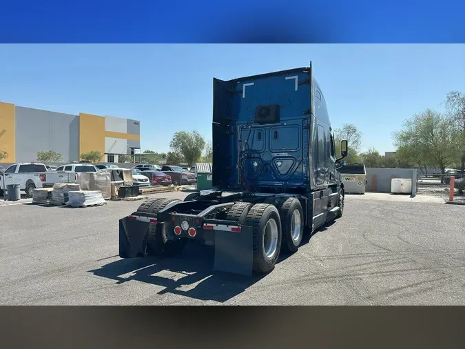 2022 Freightliner Cascadia