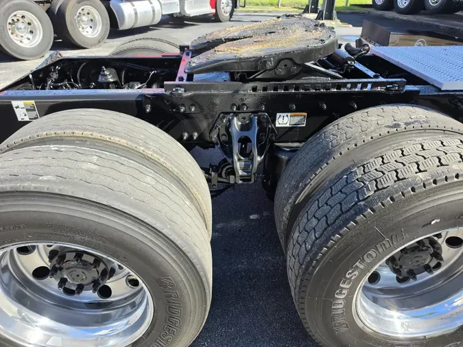 2024 Peterbilt 567