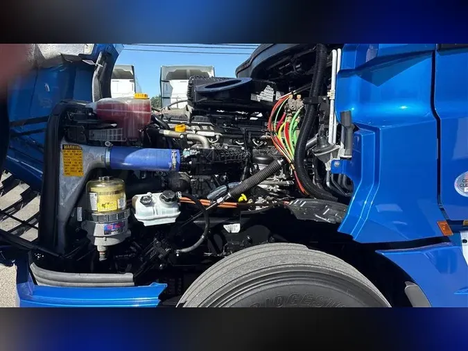 2022 FREIGHTLINER CA126