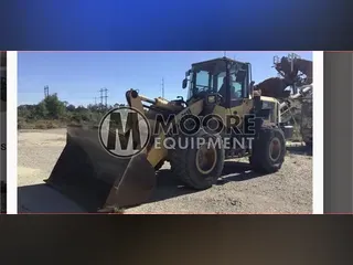 2017 KOMATSU WA320