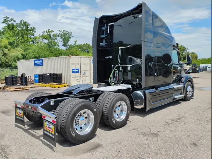 2023 Peterbilt 579f82719fa2fd527d0841a941c9ce7b91b