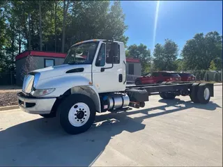 2019 NAVISTAR INTERNATIONAL 4300
