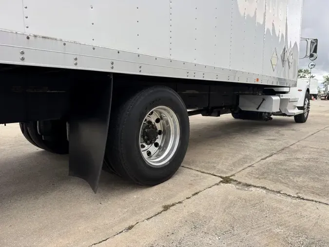 2020 Peterbilt 337