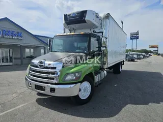 2017 HINO 338 Reefer