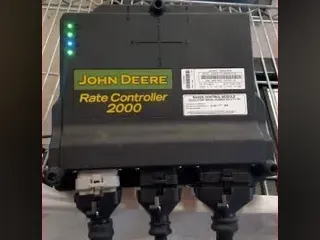 2017 John Deere 2000