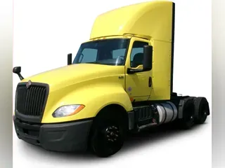 2023 International LT625