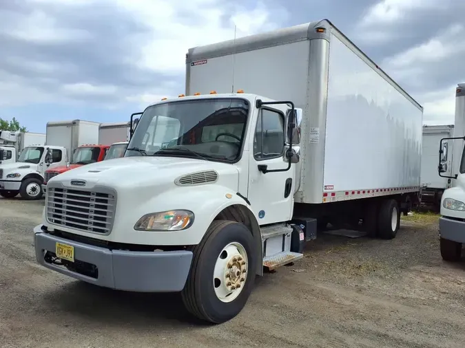 2016 FREIGHTLINER M2 106