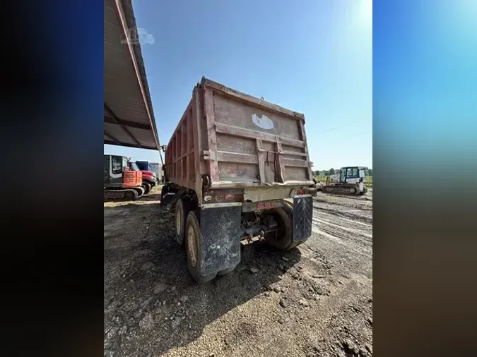 1985 HEIL 24 FT END DUMP