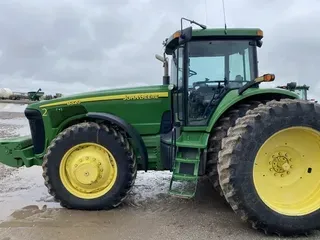 2004 John Deere 8320
