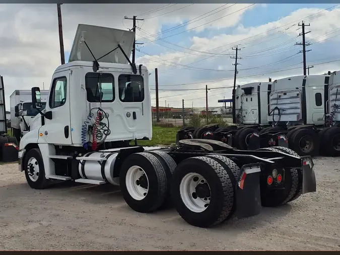 2018 FREIGHTLINER CASCADIA 125