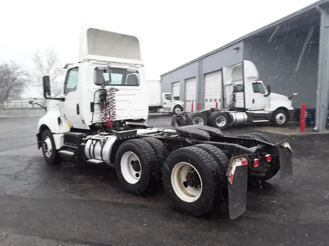 2019 NAVISTAR INTERNATIONAL LT625 DAYCAB T/A