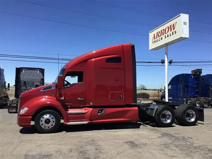 2022 KENWORTH T680