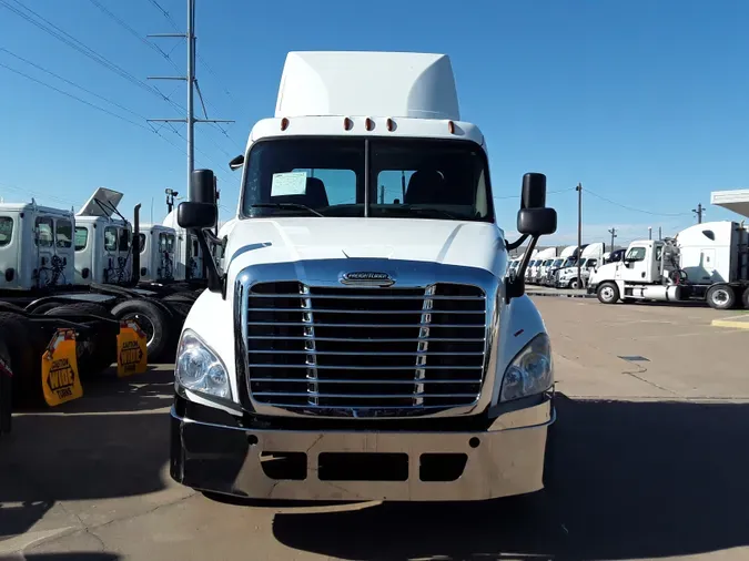 2019 FREIGHTLINER/MERCEDES CASCADIA 125