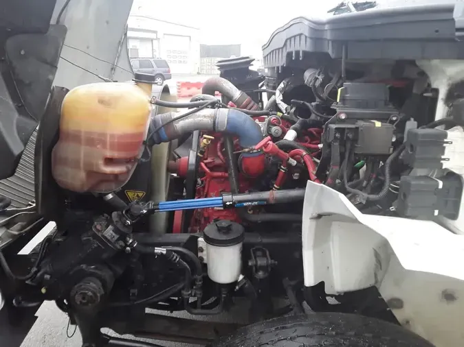 2019 NAVISTAR INTERNATIONAL 4300