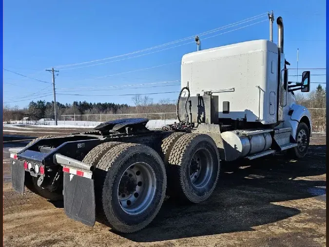 2022 KENWORTH T880