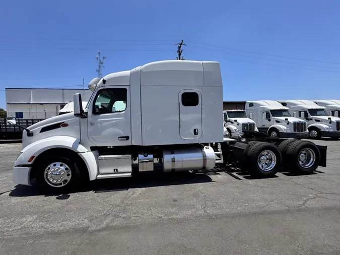 2022 Peterbilt 579f85af51fc9645402e507ba9a50a56cda