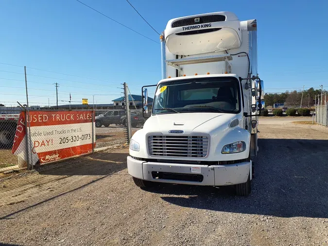 2017 FREIGHTLINER/MERCEDES M2 106