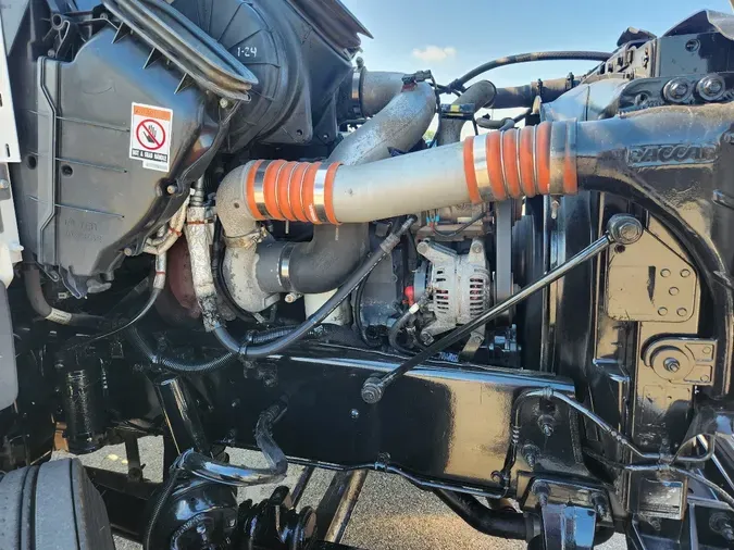 2018 KENWORTH T370