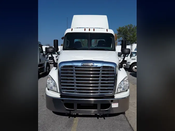 2018 FREIGHTLINER/MERCEDES CASCADIA 125