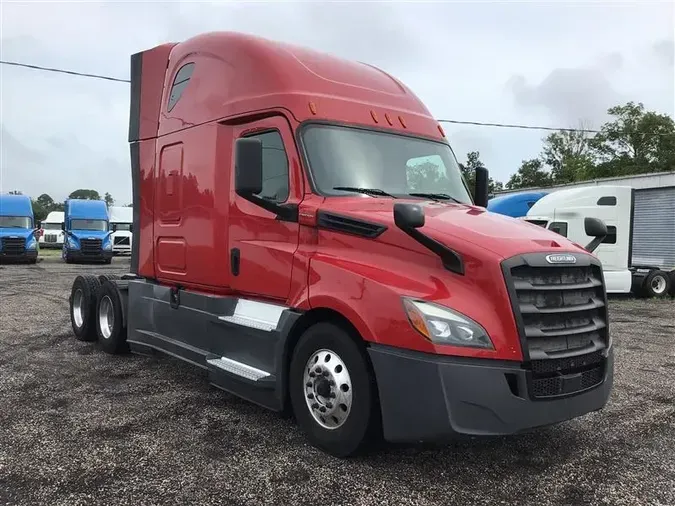 2020 FREIGHTLINER CASCADIA