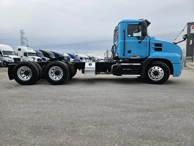 2020 MACK ANTHEM AN64T