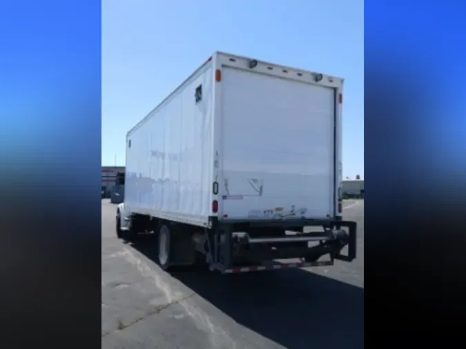 2012 FREIGHTLINER/MERCEDES M2 106