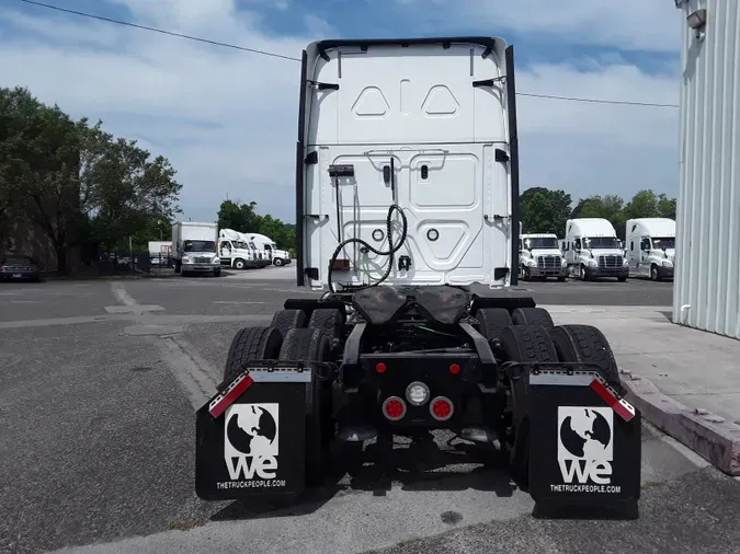 2019 FREIGHTLINER/MERCEDES CASCADIA 125