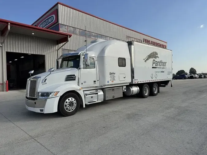 2019 Western Star 5700 XE